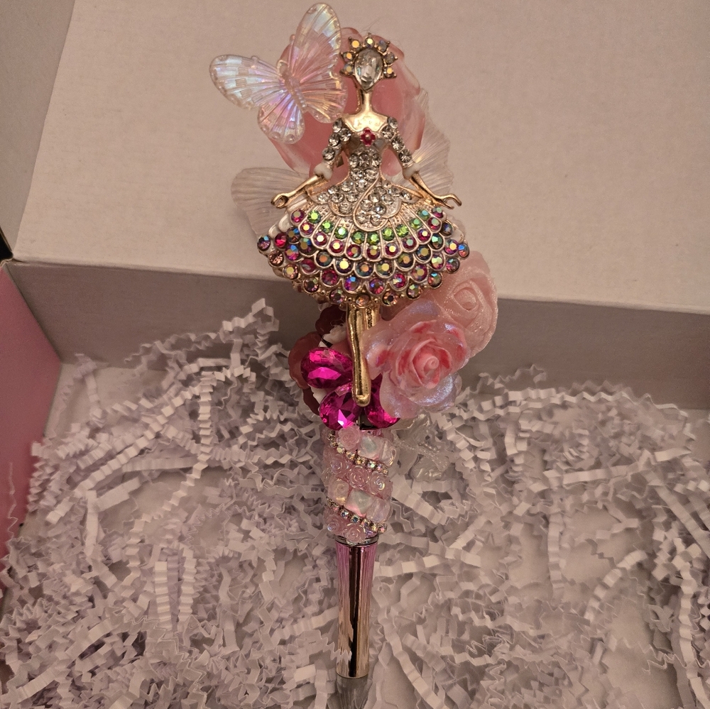 Beaded pen